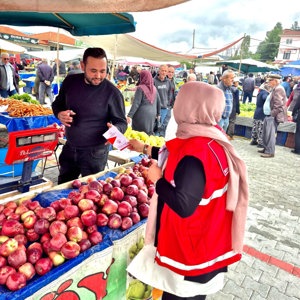 Gölhisar Sosyal Merkezi  Müdürlüğü tarafından Çavdır Pazarı’nda  Bilgilendirme Faaliyeti Gerçekleştirildi - fotoğraf 2