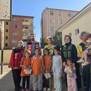 🎬🌙 Gökyüzü Altında Çocuk Kahkahaları Beytüşşebap’ta! 🌟 - fotoğraf 1