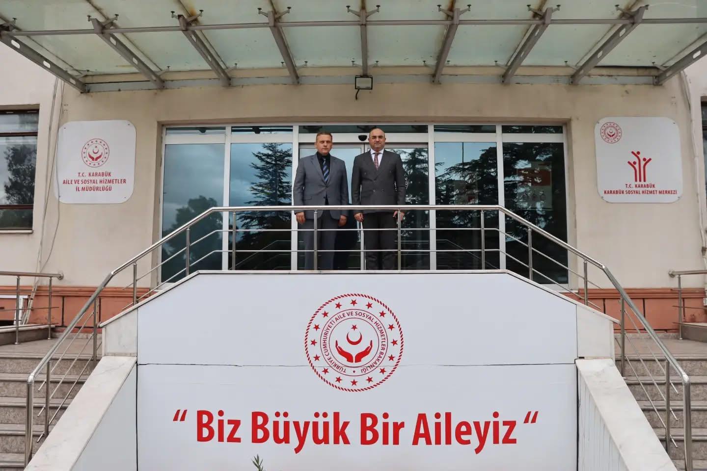 Safranbolu Kaymakamı Sayın Hayrettin Baskın, İl Müdürümüz Sayın Sami Çift’i il müdürlüğümüzde  ziyaret etti.