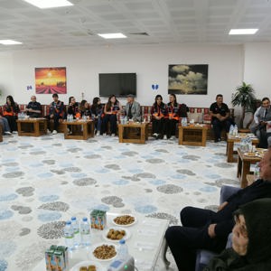 Buyuklerimizle Hayatin En Guzel Renklerinde Bulustuk - fotoğraf 12