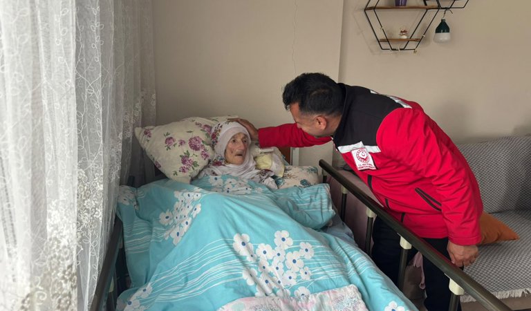 114 Yaşındaki Salli Ninemizi Ziyaret Ettik.