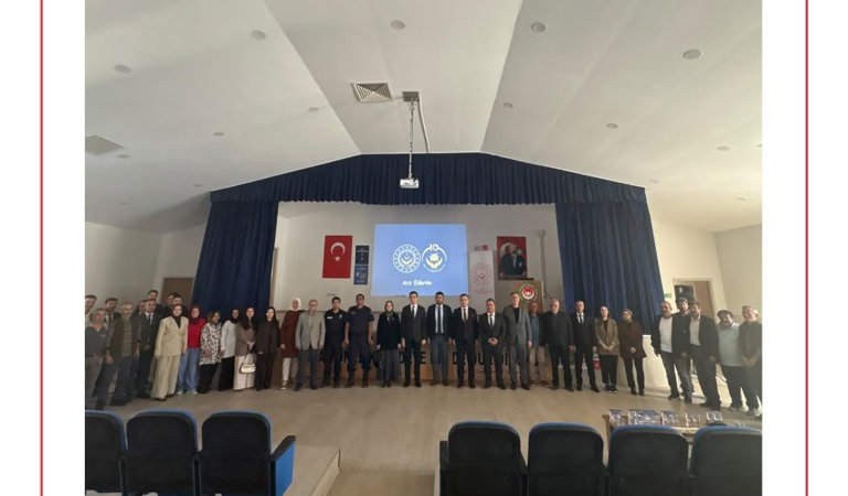 Yığılca’da Aile Odaklı Hizmetler ve Kadına Yönelik Şiddetle Mücadele Konusunda Bilgilendirme Programı Düzenlendi.
