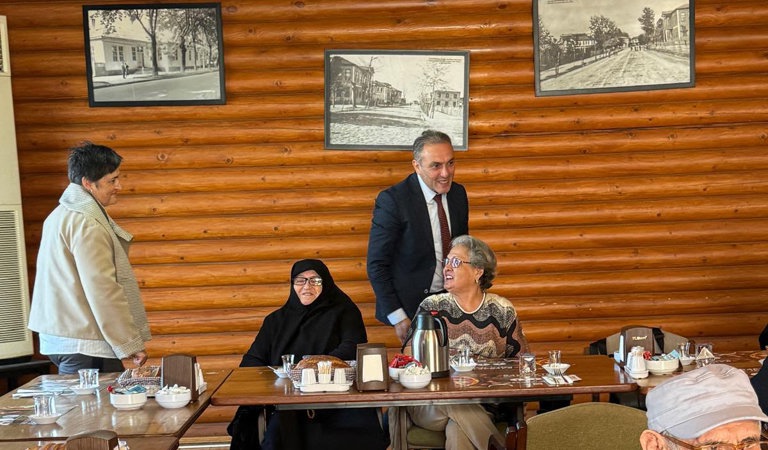 1 Ekim Dünya Yaşlılar Günü’nde Büyüklerimizle Gönül Sofrasında Buluştuk