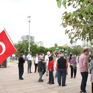 1 Ekim Dünya Yaşlılar Günü Kapsamında Farkındalık Yürüyüşleri Gerçekleştirdik - fotoğraf 12