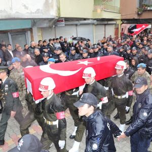 Şehidimiz Son Yolculuğuna Uğurlandı. - fotoğraf 1