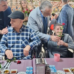 Soma Huzurevinde Dünya Yaşlılar Günü Kutlandı - fotoğraf 2