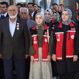 19 Eylül Gaziler Günü münasebetiyle Osmanbey Şehitlik Alanı’nda düzenlenen Çelenk Sunma Töreni’ne katıldık. - fotoğraf 19