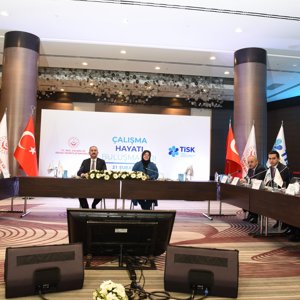 Bakan Selçuk, “Çalışma Hayatı Buluşmaları' nın İlkini Başlattı - fotoğraf 7