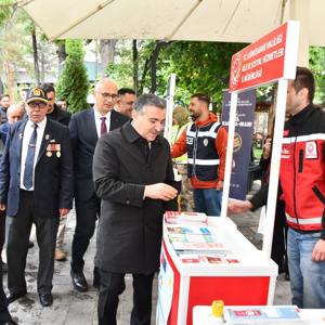 1 Ekim Dünya Yaşlılar Günü’nde Atatürk Parkı’ndaki Stantlar Ziyaret Edildi - fotoğraf 3