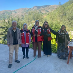 Kıymetli Büyüklerimize  Anlamlı Hane Ziyaretleri - fotoğraf 5