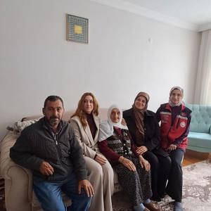 Kıymetli Büyüklerimize  Anlamlı Hane Ziyaretleri - fotoğraf 2