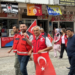 19 Eylül Gaziler Günü dolayısıyla; Sayın Valimiz Mehmet Fatih Serdengeçti, il protokolü, siyasi parti temsilcileri, İl Müdürümüz Sayın Naci Yılmaz, İl Müdürlüğümüz personelleri, öğrencilerimiz ve kahraman gazilerimizin katılımıyla yürüyüş gerçekleştirildi. - fotoğraf 4