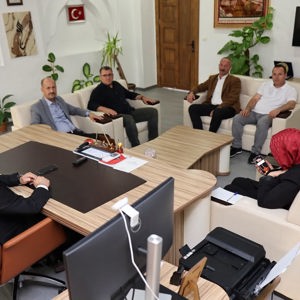 Türkiye Harp Malulü Gaziler Şehit Dul ve Yetimleri Derneği Şanlıurfa Şube Başkanlığı ve Siverek Temsilciliğinden İl Müdürümüze Ziyaret… - fotoğraf 1