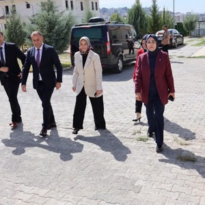 Bakan Yardımcımız Sayın Leman YENİGÜN ile Birlikte Miniklerimizle Buluştuk… - fotoğraf 2