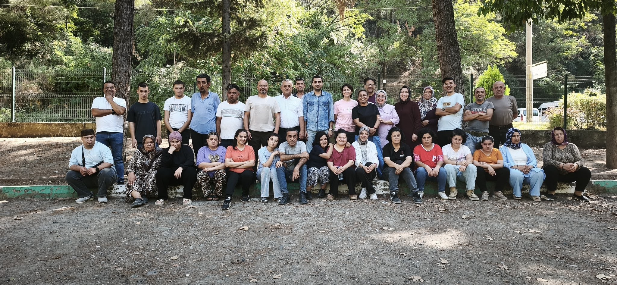 Osmaniye Bakım Rehabilitasyon ve Aile Danışma Merkezi Müdürlüğümüzden bakım hizmeti alan özel bireylerimizle birlikte Karaçay’da keyifli bir piknik etkinliği gerçekleştirildi
