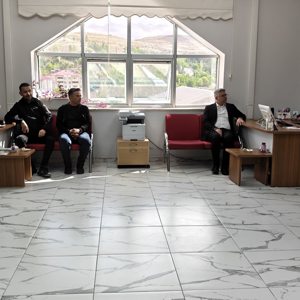 İl Müdürümüz Özgür Kırmızıtaş, Gürün Sosyal Hizmet Merkezi Müdürlüğümüzü Ziyaret Etti - fotoğraf 3