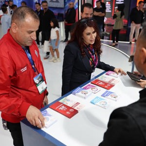 Vali Yardımcımız Sayın Fatmagül DALMIŞ, TEKNOFEST’te Bakanlığımızın Standlarını Ziyaret Etti - fotoğraf 9