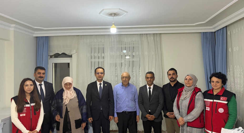1 Ekim Dünya Yaşlılar Günü dolayısıyla kıymetli büyüklerimiz ziyaret edildi