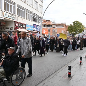 1 Ekim Dünya Yaşlılar Günü’nde Farkındalık Yürüyüşü Düzenlendi - fotoğraf 4
