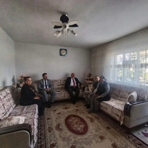 Büyüklerimizin Yanındayız - fotoğraf 2