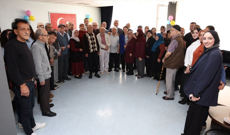 1 Ekim Dünya Yaşlılar Günü’nde Huzurevi Sakinleri Ziyaret Edildi.