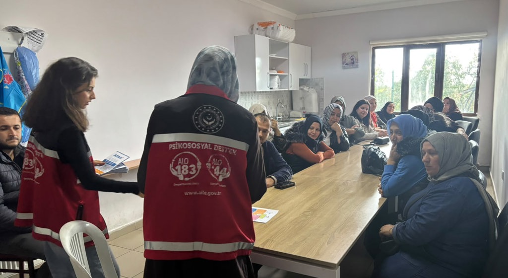 Otizmli Çocukların Ailelerine Afet Farkındalığı ve Bakanlık Hizmetleri Hakkında Bilgilendirme Yapıldı.