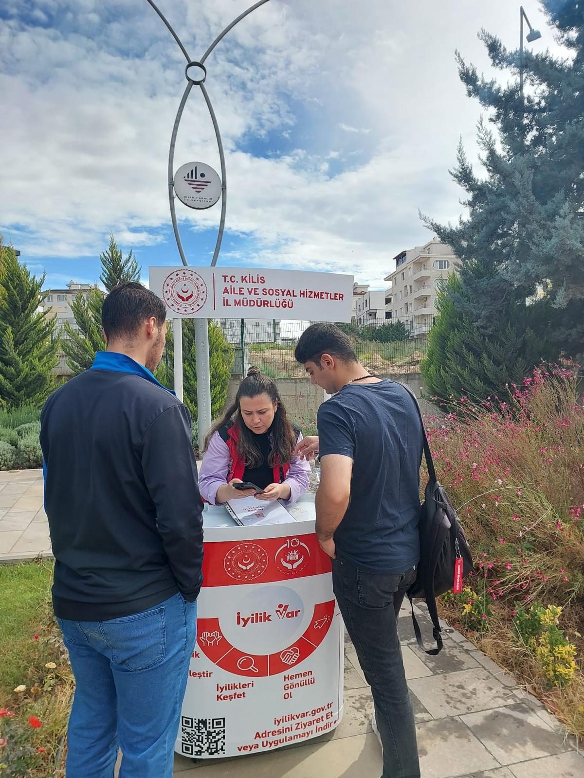 “İyilik Var” Uygulaması Kilis 7 Aralık Üniversitesi Kampüsü’nde Tanıtılıyor