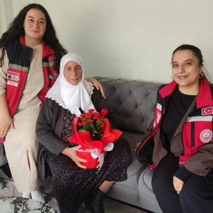 Büyüklerimizin Duası, Bizim İçin En Kıymetli Hazine - fotoğraf 1