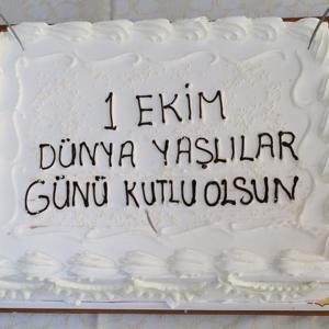 1 Ekim Dünya Yaşlılar Günü münasebetiyle Vali Yardımcımız Sayın Rümeysa Sena Kurt, İl Müdürümüz Sayın Abdulhalim Ünalan ve birim amirlerimizle birlikte  kıymetli büyüklerimizle bir araya geldik. - fotoğraf 7