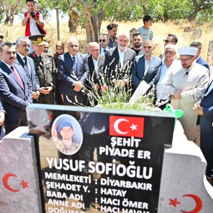 15 Temmuz Şehidi Yusuf Sofioğlu Kabri Başında Anıldı - fotoğraf 1