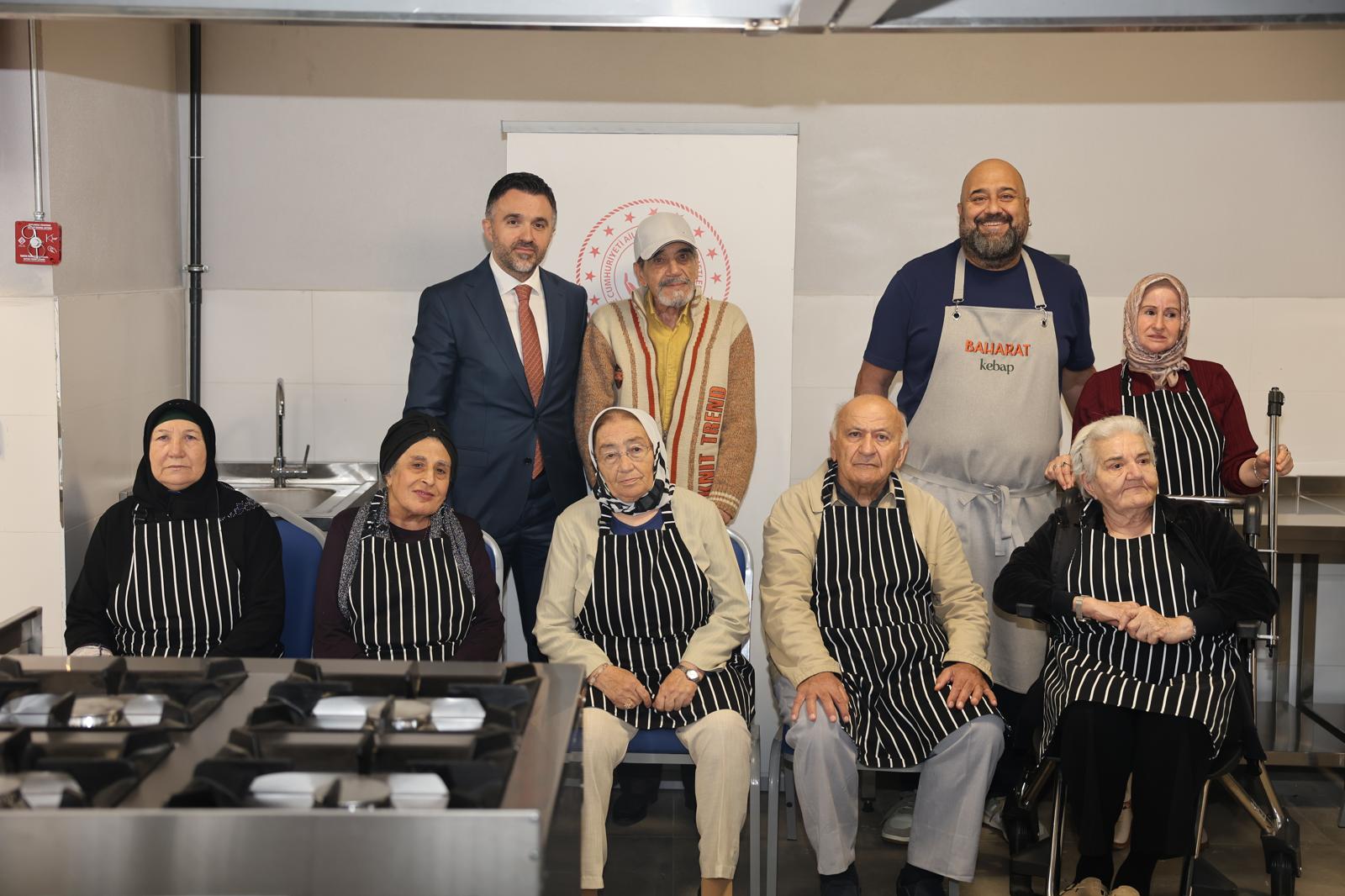 Büyüklerimizle Aynı Mutfakta, Aynı Sofrada