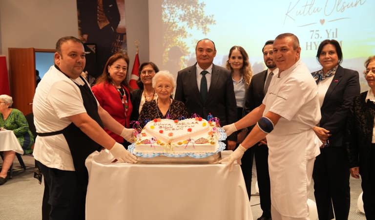 1 Ekim Dünya Yaşlılar Günü Huzurevlerinde Etkinliklerle Kutlandı