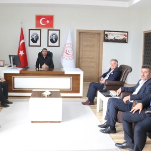 Elazığ Kent Konseyi Başkanı Sayın Nafiz Koca ve Yürütme Kurulu Üyelerinden İl Müdürlüğümüze Ziyaret - fotoğraf 1