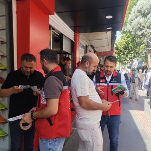 Batman Modeli Sahada: Bağımlılıkla Mücadelede Farkındalık Çalışmaları Sürüyor - fotoğraf 1