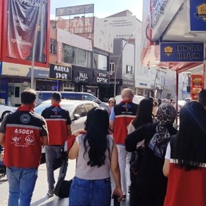 Sokak Sokak Farkındalık: Batman Modeli Sahada - fotoğraf 6