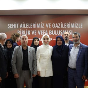 Bakan Göktaş, Gaziantep'te şehit aileleri ve gazilerle vefa buluşmasında bir araya geldi: - fotoğraf 7