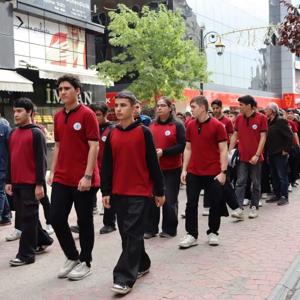 1 Ekim Dünya Yaşlılar Günü Kapsamında Farkındalık Yürüyüşü Gerçekleştirildi - fotoğraf 7