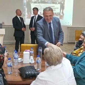 Karabük Yücel Huzurevi ev sahipliğinde 1  Ekim Dünya Yaşlılar Günü vesilesiyle yaşlılarımıza yönelik düzenlenen organizasyonunda biraraya gelindi. - fotoğraf 6