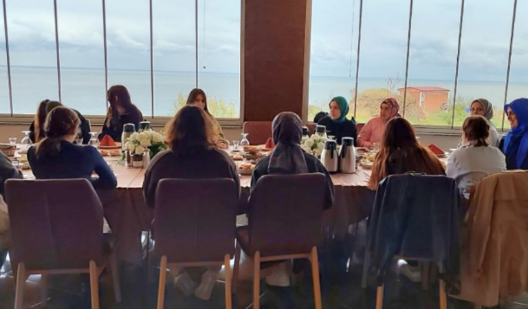 Çocukların Sosyal, Kültürel Ve Sportif Gelişimlerine Katkı Sağlamak Amacıyla Çeşitli Etkinlikler Gerçekleştirildi.