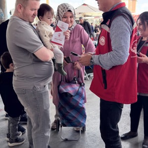 İl Müdürlüğümüze Bağlı GÖLHİSAR SOSYAL HİZMET MERKEZİ Müdürlüğümüz Tarafından ÇAVDIR İlçesi Pazartesi  Pazarı’nda Vatandaşlarımızla Bir Araya Gelinerek Bilgilendirme Faaliyeti Gerçekleştirildi - fotoğraf 14