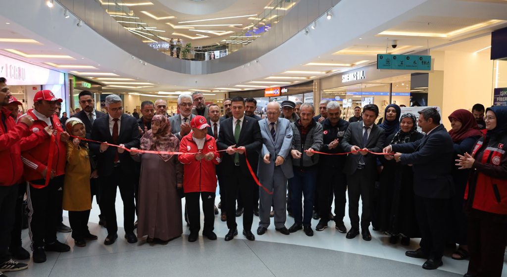 1 Ekim Dünya Yaşlılar Günü’nde Kıymetli Büyüklerimizin El Emeği Sergilendi