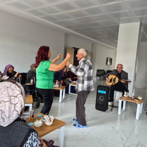 1 Ekim Dünya Yaşlılar Günü’nde Kıymetli Büyüklerimiz Müzikle Buluştu - fotoğraf 2