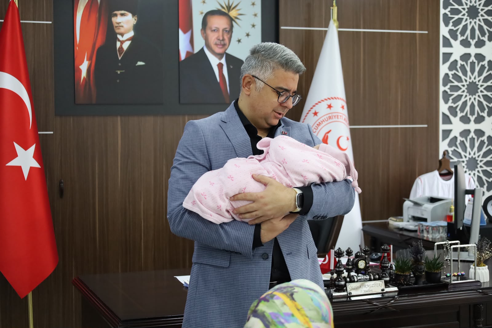Bir Çocuğumuz Daha Koruyucu Ailesine Kavuştu