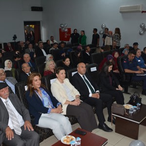 Akhisar’da Dünya Yaşlılar Günü Büyüklerimizle Birlikte Kutlandı - fotoğraf 3
