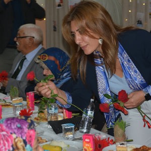 Akhisar’da Dünya Yaşlılar Günü Büyüklerimizle Birlikte Kutlandı - fotoğraf 9