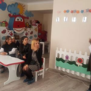 Kreş ve Gündüz Bakımevi Personellerine ve Velilerine “Bilişim Teknolojileri ve İnternetin Bilinçli Kullanılması” Semineri Verildi. - fotoğraf 1