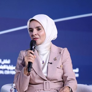 Bakanımız Mahinur Özdemir Göktaş Riyad’da Uluslararası Sosyal Sorumluluk Forumu’nda Konuştu - fotoğraf 11