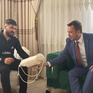İl Müdürümüz Sayın Çetin TUTAŞ, Aile ve Gençlik Fonu’ndan Yararlanan Çifti Ziyaret Etti - fotoğraf 1
