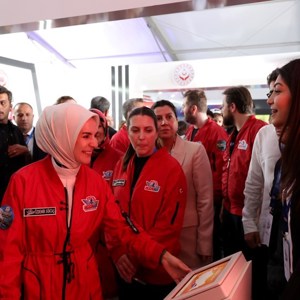 Aile ve Sosyal Hizmetler Bakanımız Göktaş, TEKNOFEST Güneydoğu'yu ziyaret etti - fotoğraf 4