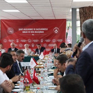 Bakanımız Göktaş, Muş'ta şehit aileleri ve gazilerle buluştu - fotoğraf 6